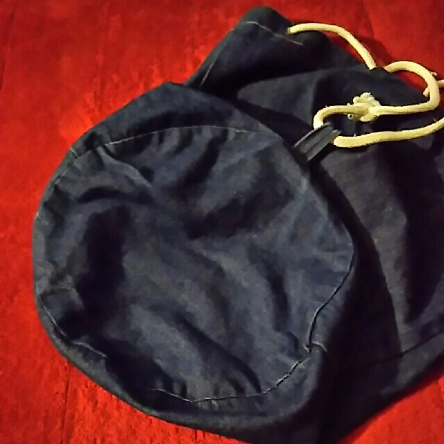 Lee(リー)の革パッチ付き デニム ダッフルバッグ DENIM DUFFLE BAG リー  メンズのバッグ(ショルダーバッグ)の商品写真