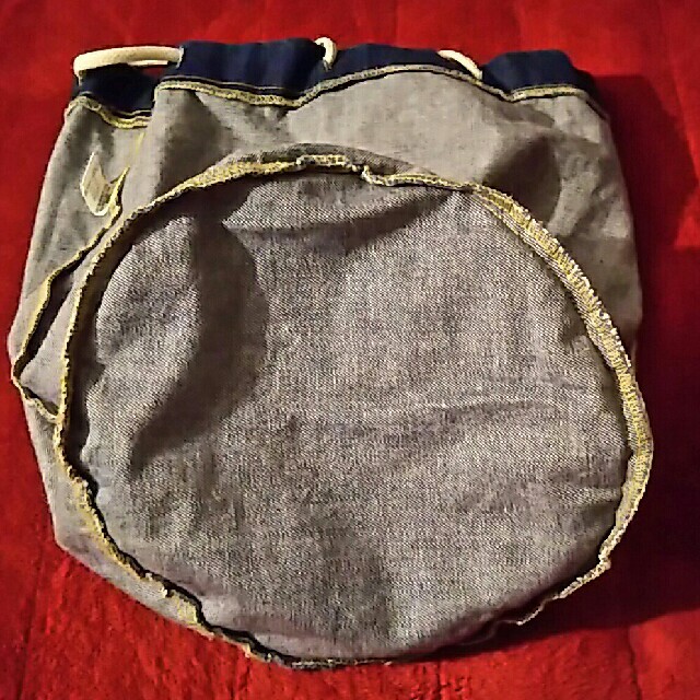 Lee(リー)の革パッチ付き デニム ダッフルバッグ DENIM DUFFLE BAG リー  メンズのバッグ(ショルダーバッグ)の商品写真