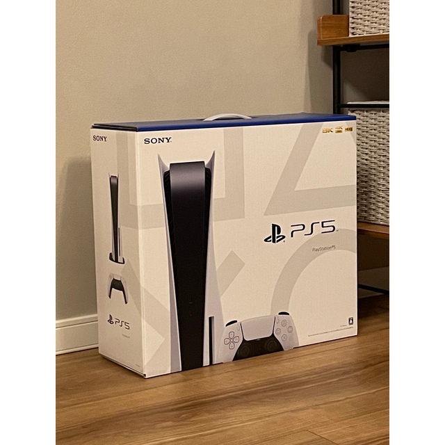 PlayStation(プレイステーション)のプレイステーション5 未使用品 エンタメ/ホビーのゲームソフト/ゲーム機本体(家庭用ゲーム機本体)の商品写真