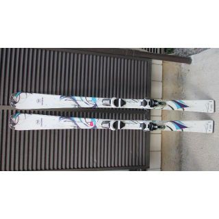 ロシニョール(ROSSIGNOL)の【 １２月２０日までの期間限定 】 レディーススキー板ビンディング付！！(板)