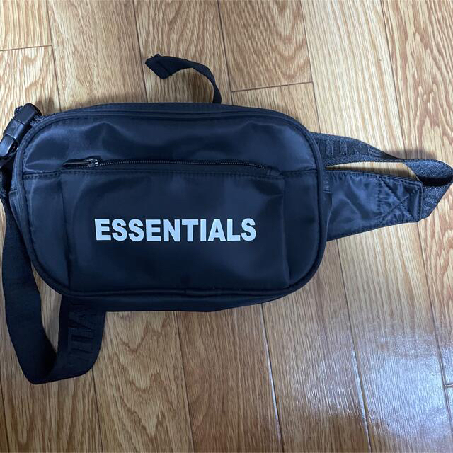 FEAR OF GOD - essentials ナイロンポーチ ウエストポーチ エッセンシャルズ ブラック