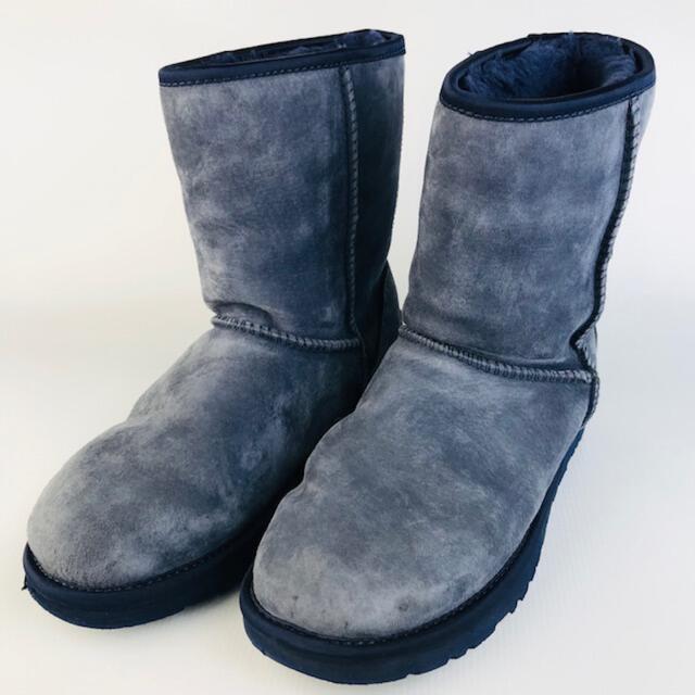 UGG(アグ)のUGG★クラシックショートリボンクリスタルボウ ムートンブーツ(23㎝) レディースの靴/シューズ(ブーツ)の商品写真