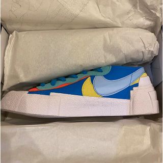 ナイキ(NIKE)のKAWS sacai Nike Blazer Low Neptune Blue(スニーカー)