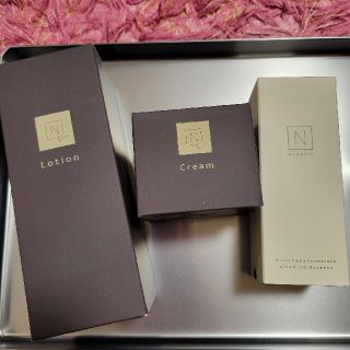 コスメキッチン(Cosme Kitchen)のエヌオーガニック　N Organic vie ローション　クリーム　vc美容液(美容液)