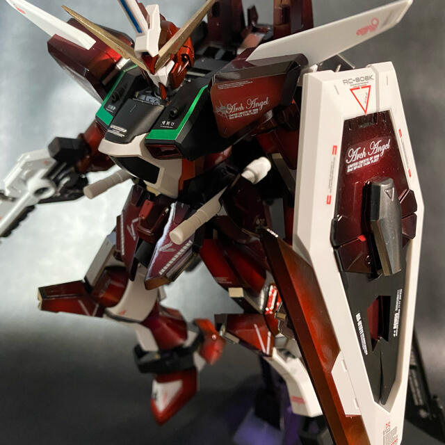 ガンプラ 1/100 インフィニットジャスティスガンダム 塗装済完成品 2