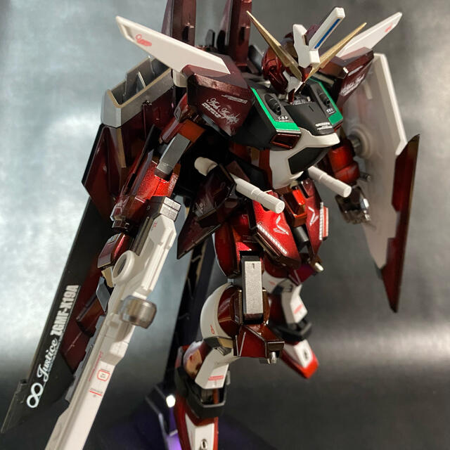 ガンプラ 1/100 インフィニットジャスティスガンダム 塗装済完成品 3