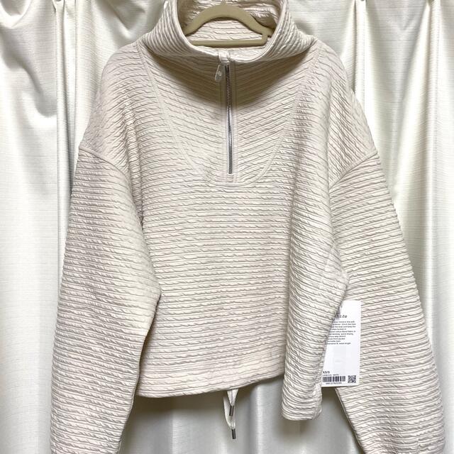 lululemon(ルルレモン)の美品 ルルレモン 長袖 Textured 1/2 Zip Pullover  スポーツ/アウトドアのトレーニング/エクササイズ(ヨガ)の商品写真