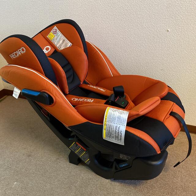 RECARO  チャイルドシート