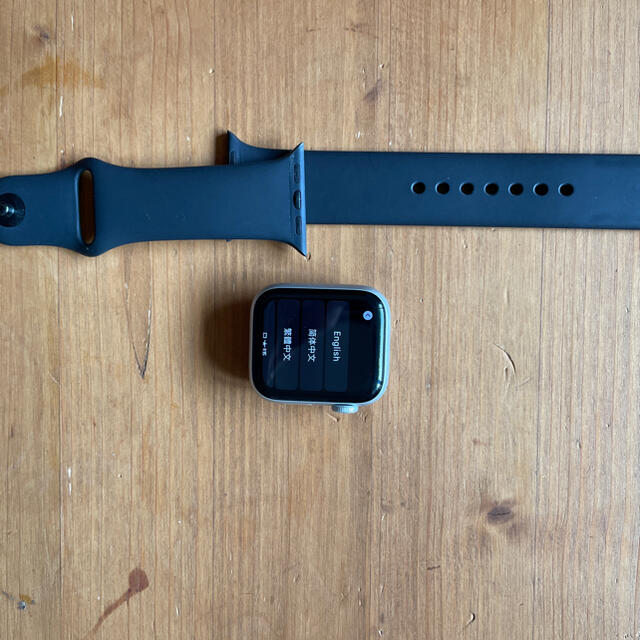 Apple Watch Series 5 GPSモデル 40mm シルバーアルミ スマホ/家電/カメラの生活家電(その他)の商品写真