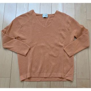 ユナイテッドアローズ(UNITED ARROWS)のunited arrows オレンジVネックニット ウール100%(ニット/セーター)