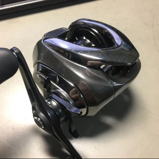 SHIMANO(シマノ)のシマノ 16アンタレスDC HG RH右巻き⑬ スポーツ/アウトドアのフィッシング(リール)の商品写真