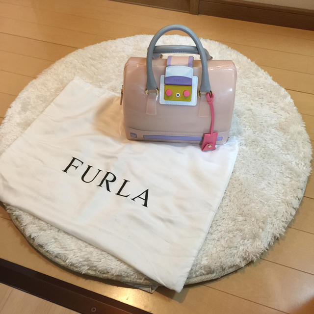 Furla(フルラ)のFURLAキャンディバック限定品✨美品 レディースのバッグ(ハンドバッグ)の商品写真