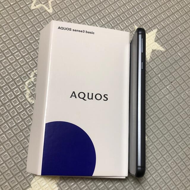 AQUOS(アクオス)のSHARP AQUOS sense3 basic SHV48 ブラック スマホ/家電/カメラのスマートフォン/携帯電話(スマートフォン本体)の商品写真