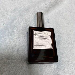 オゥパラディ(AUX PARADIS)のAUXPARADIS Osmanthus 香水　30ml(香水(女性用))