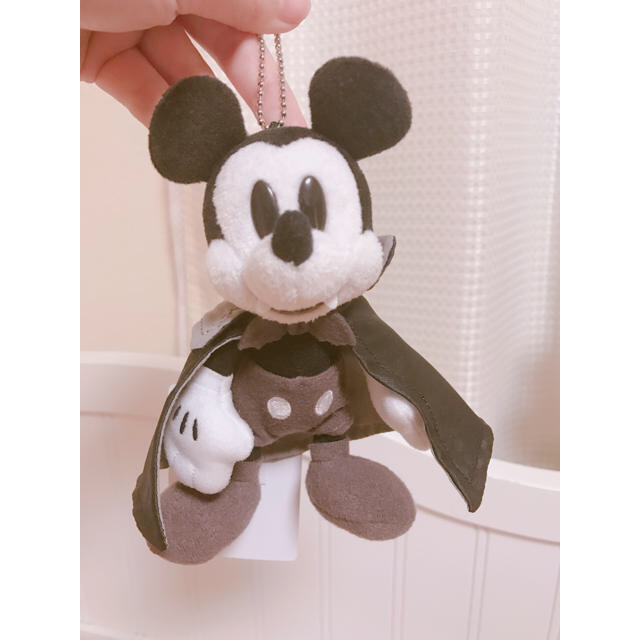 Disney(ディズニー)のミッキー ドラキュラ ぬいば エンタメ/ホビーのおもちゃ/ぬいぐるみ(キャラクターグッズ)の商品写真