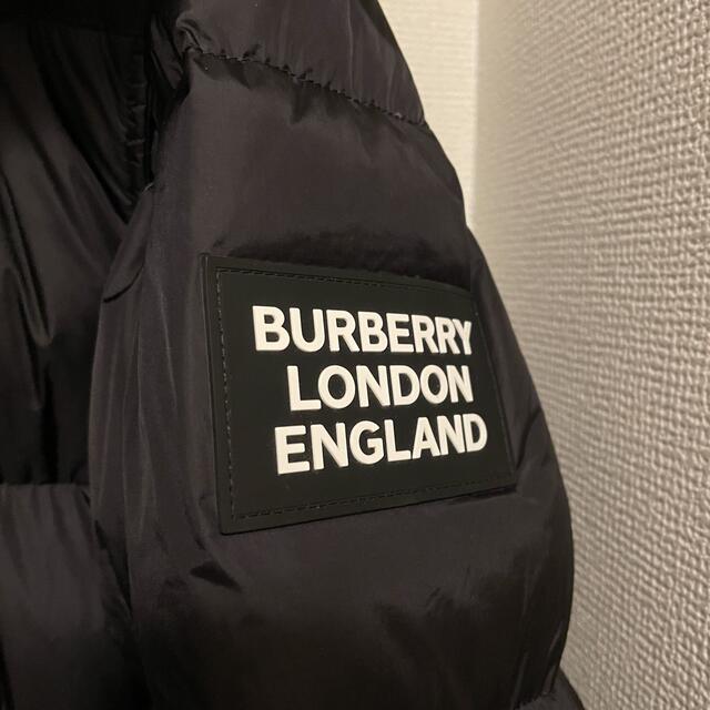 BURBERRY(バーバリー)の正規　美品　バーバリー　ダウンジャケット　ブラック　チェック メンズのジャケット/アウター(ダウンジャケット)の商品写真