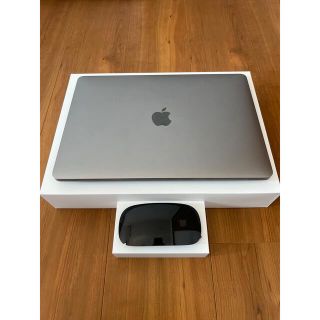 Macbook AIR 2020/美品!マウスのおまけ付き 16GB／256GB