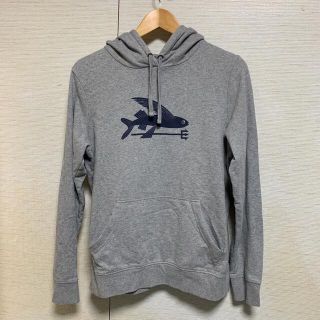 パタゴニア(patagonia)のpatagonia【パタゴニア】トビウオ プリント パーカー(パーカー)