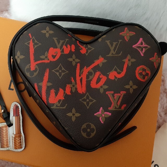 LOUIS VUITTON(ルイヴィトン)のルイヴィトン　サッククール　中国限定 レディースのバッグ(ショルダーバッグ)の商品写真