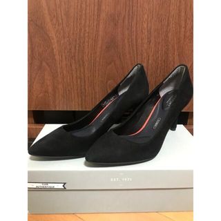 ロックポート(ROCKPORT)の新品！ROCKPORT★スエード パンプス ヒール7.3cm(ハイヒール/パンプス)