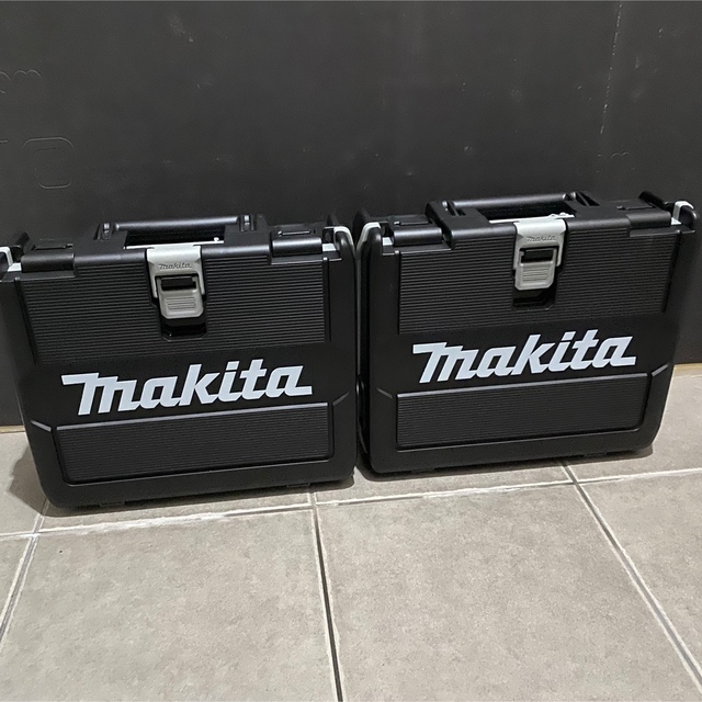 Makita(マキタ)のマキタ　インパクトドライバー　18V TD172DRGXB ２台 自動車/バイクのバイク(工具)の商品写真