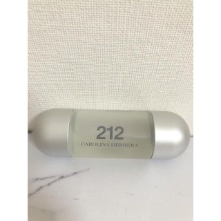 キャロライナヘレナ(CAROLINA HERRERA)のキャロライナへレラ　212オードトワレ30ml(その他)