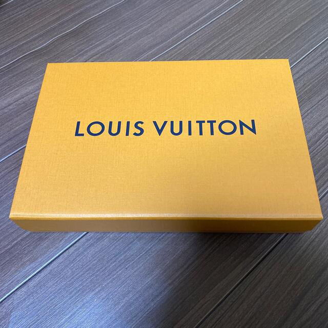 LOUIS VUITTON(ルイヴィトン)のLV箱ルイヴィトン レディースのバッグ(ショップ袋)の商品写真