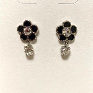 マリークワント(MARY QUANT)のMARY QUANT お花ピアス(ピアス)