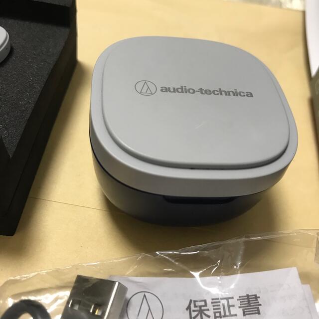 audio-technica(オーディオテクニカ)のaudio-technica ワイヤレスイヤホン ATH-SQ1TW NRD スマホ/家電/カメラのオーディオ機器(ヘッドフォン/イヤフォン)の商品写真