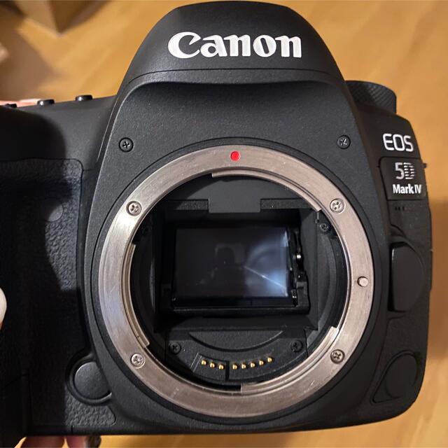 Canon(キヤノン)のCanon  EOS 5D Mark IV ボディ☆バッテリー2個付き(値下げ中 スマホ/家電/カメラのカメラ(デジタル一眼)の商品写真