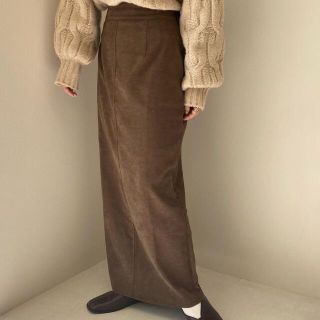 lawgy corduroy tight skirt