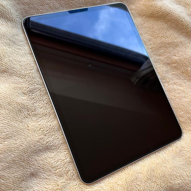 Apple(アップル)の[アニめ様専用]iPad pro M1 128gb シルバー　wifiモデル スマホ/家電/カメラのPC/タブレット(タブレット)の商品写真