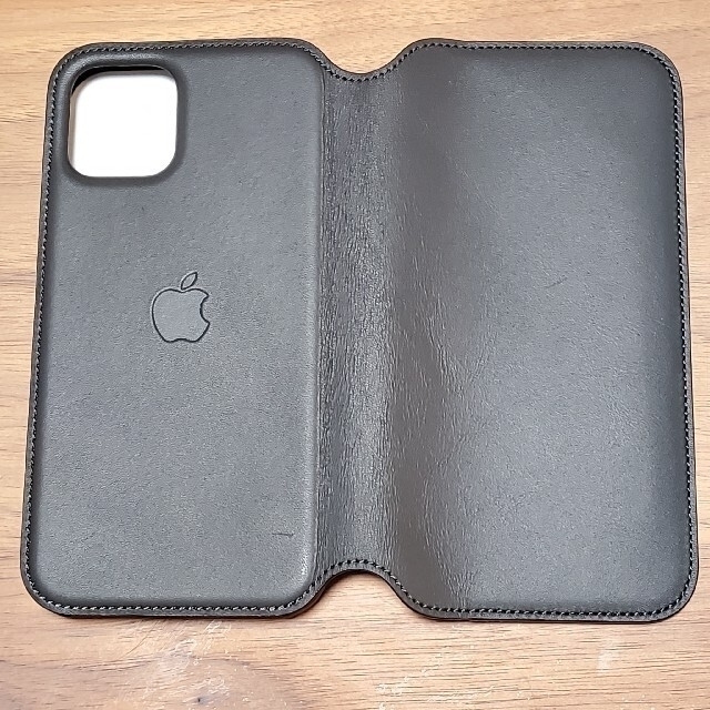 美品★iPhone 11 Proレザーフォリオ