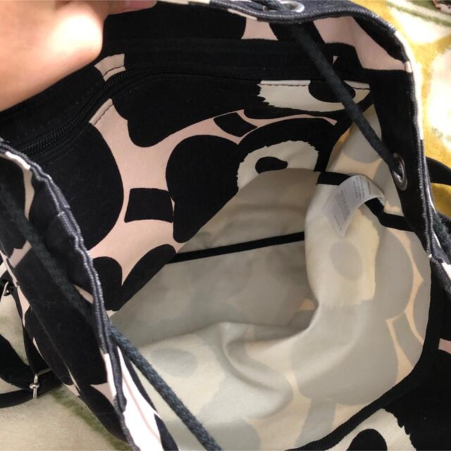 marimekko(マリメッコ)のマリメッコ　リュック　キャンパス地 レディースのバッグ(リュック/バックパック)の商品写真
