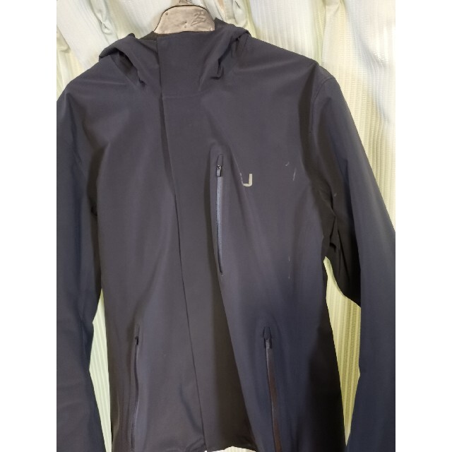 ARC'TERYX(アークテリクス)のUBER ウーバー　Regulator Hooded Jacket メンズのジャケット/アウター(ダウンジャケット)の商品写真