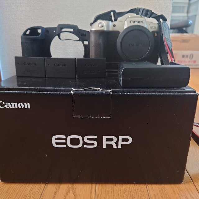 Canon キャノン EOS RP ゴールド＋エクステンショングリップゴールドスマホ/家電/カメラ