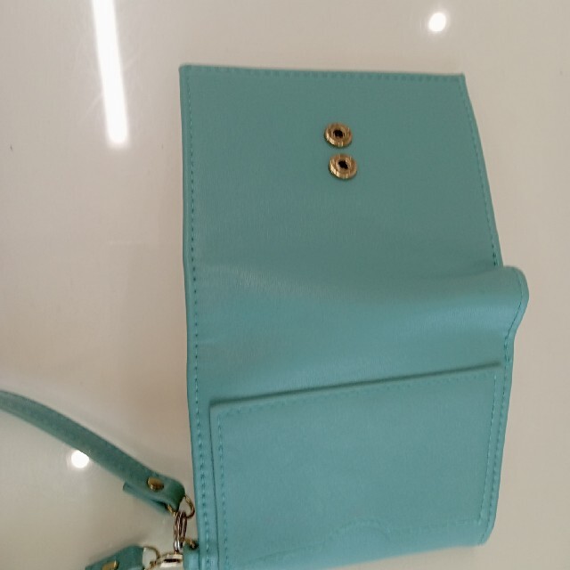 FELISSIMO(フェリシモ)の二つ折り財布 レディースのファッション小物(財布)の商品写真
