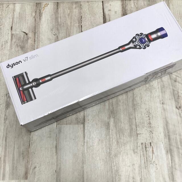 Dyson(ダイソン)のDyson v7 slim SV11 新品未開封 ダイソン スリム スマホ/家電/カメラの生活家電(掃除機)の商品写真