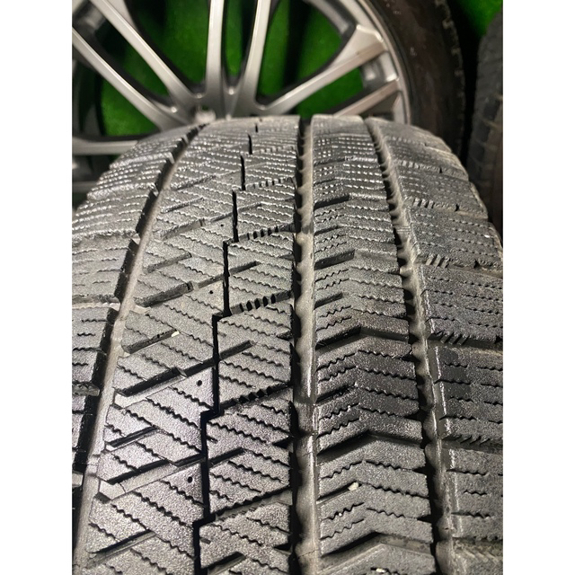 ☆225/45R18☆バリ溝スタッドレス4本☆国産ブリヂストン製☆クラウン等