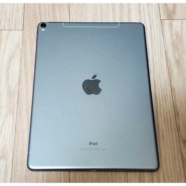 Apple(アップル)の【未使用に近い】iPad Pro10.5 64GB SoftBank スマホ/家電/カメラのPC/タブレット(タブレット)の商品写真