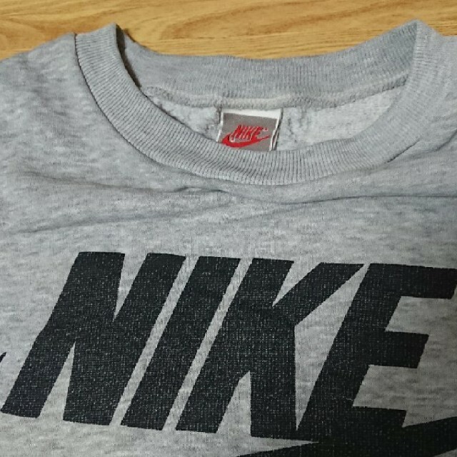 NIKE(ナイキ)のNIKE ナイキ スウェットトレーナー 90s古着 レディースのトップス(トレーナー/スウェット)の商品写真