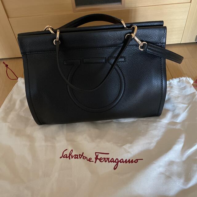 が大特価! Salvatore Ferragamo - フェラガモ ハンドバッグ ショルダーバッグ が大特価! Salvatore Ferragamo - フェラガモ ハンドバッグ ショルダーバッグ