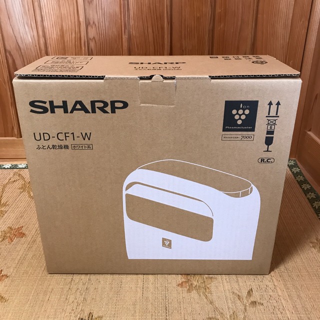 SHARP - 布団乾燥機 シャープ UD-CF1-W ホワイト系の通販 by チョコボール｜シャープならラクマ