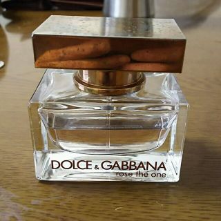 ドルチェアンドガッバーナ(DOLCE&GABBANA)のドルガバ ローズ ザ ワン 香水(香水(女性用))