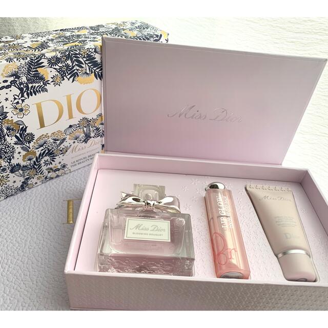 Dior - ミス ディオール クリスマスコフレ 2021 3点セットの通販 by てん's shop｜ディオールならラクマ