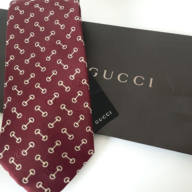 未使用品 GUCCI ネクタイ ロゴ総柄 ホースビット レッド系 enot.in.ua