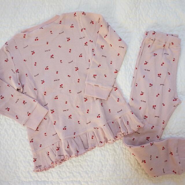 F.O.KIDS(エフオーキッズ)のアプレレクール　さくらんぼ　パジャマ キッズ/ベビー/マタニティのキッズ服女の子用(90cm~)(パジャマ)の商品写真