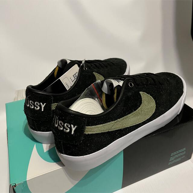 STUSSY(ステューシー)のSTUSSY NIKE SB BLAZER LOW 28cm メンズの靴/シューズ(スニーカー)の商品写真