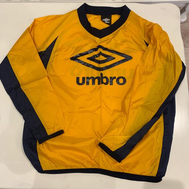 UMBRO(アンブロ)のUMBROピステ130cm スポーツ/アウトドアのサッカー/フットサル(ウェア)の商品写真