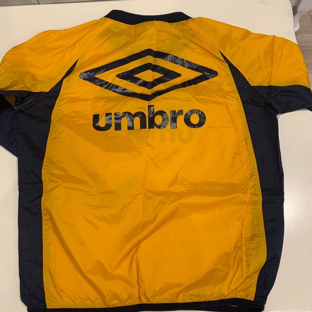 UMBRO(アンブロ)のUMBROピステ130cm スポーツ/アウトドアのサッカー/フットサル(ウェア)の商品写真